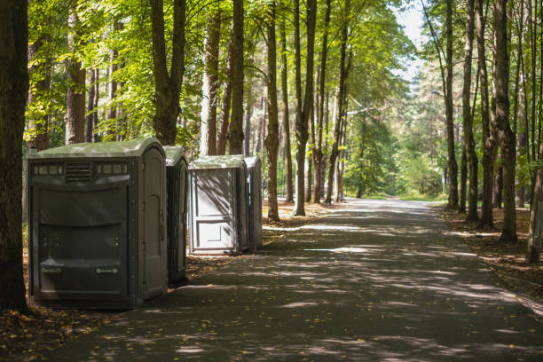 Best Portable bathroom rental  in Appomattox, VA