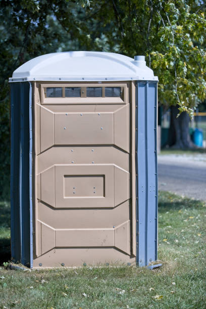 Best Portable toilet rental cost  in Appomattox, VA